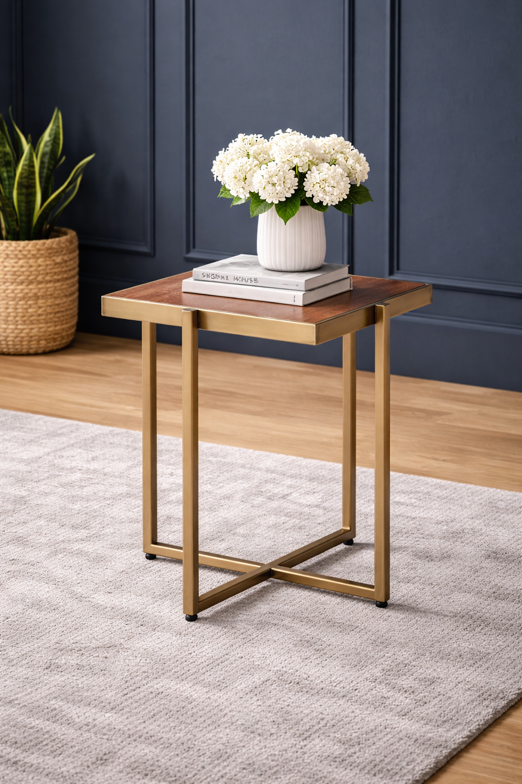 Tavero Side Table – Oak Veneer & Antique Brass Accent Table
